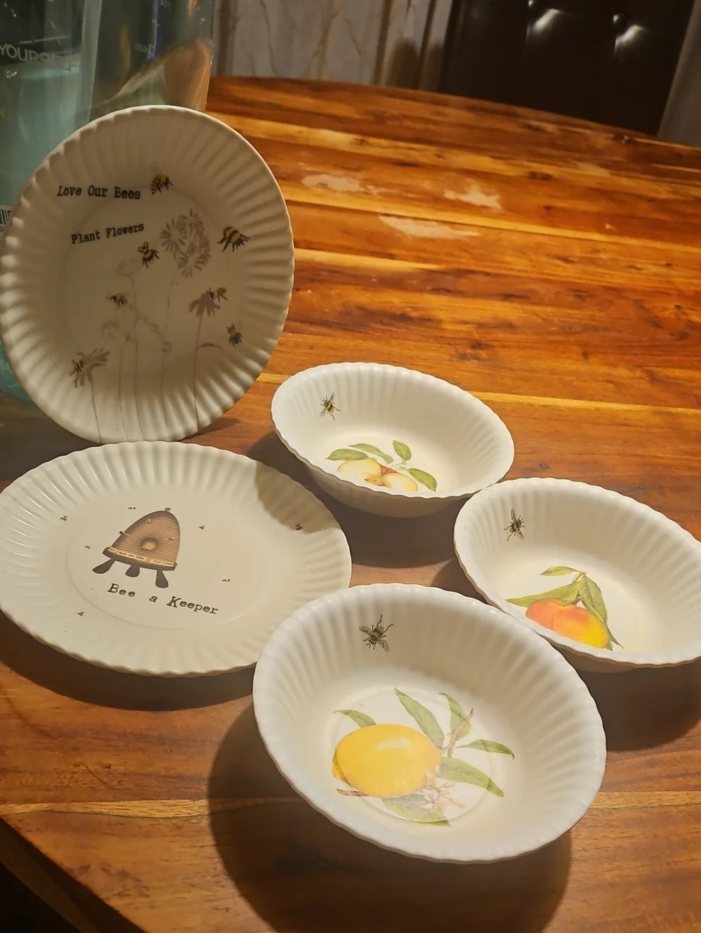 One Hundred And 80 Degrees 180° Busy Bee Melamine Plates And Bowls